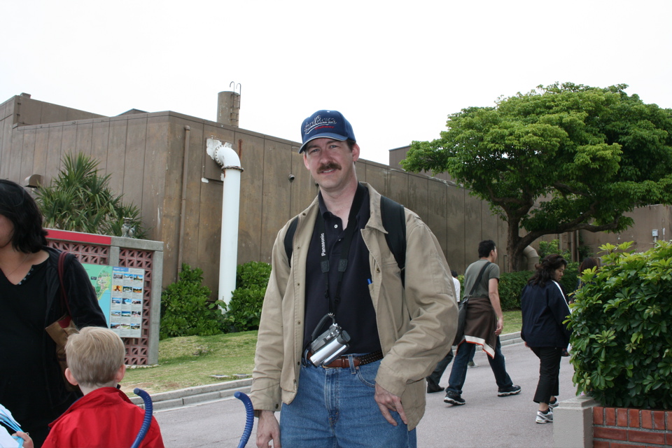 steve in okinawa 089